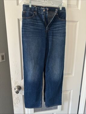 Classic Women’s Levi’s Dark Blue Jeans